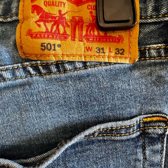 Levi 501 Button Fly Classic Blue Straight Leg Women's Jeans - Picture 3 of 3